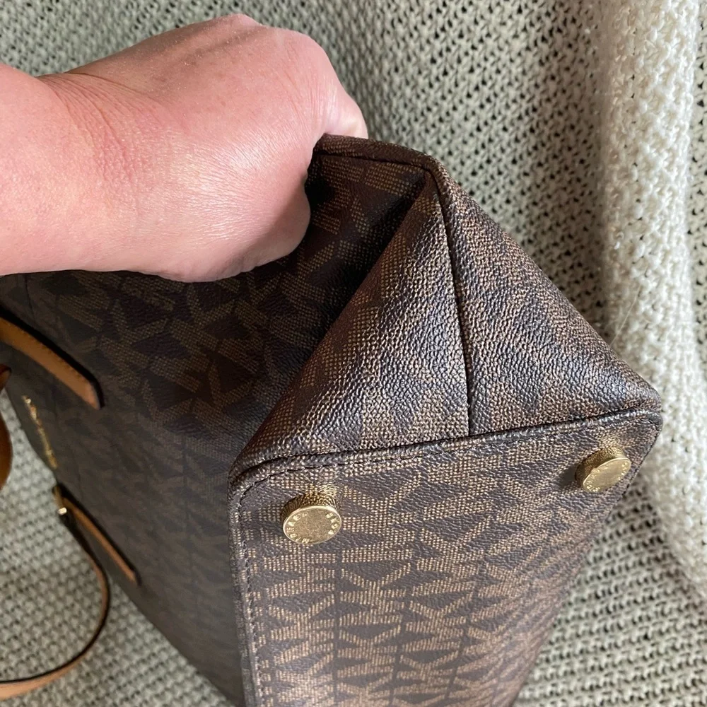 Michael Kors Morgan‎ Signature Medium Brown Tote Bag Handbag